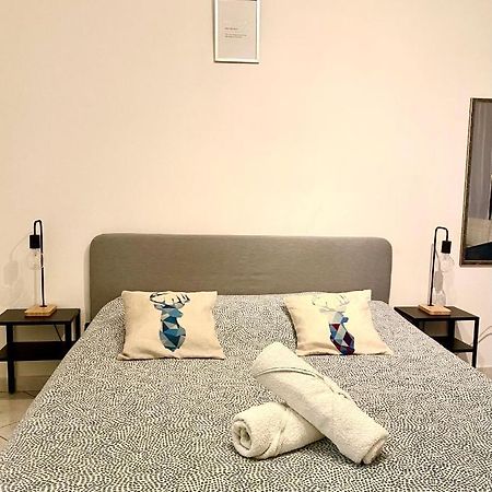 Studio Menton Proche Mer Climatise Wifi Екстер'єр фото